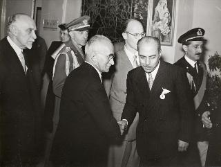 Visita del Presidente della Repubblica Luigi Einaudi alla XXVIII Fiera Campionaria Internazionale di Milano