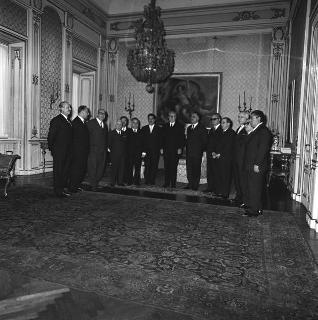 Il Presidente della Repubblica Giuseppe Saragat riceve in udienza Efisio Corrias, Presidente della Giunta regionale sarda, con i membri della Giunta