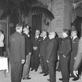 Ricevimento offerto dal Presidente della Repubblica Giuseppe Saragat alle Alte Cariche dello Stato per la Festa della Repubblica nei Giardini del Quirinale