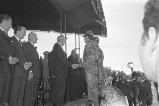 Scuola di fanteria di Cesano, intervento del Presidente della Repubblica Giuseppe Saragat alla premiazione delle pattuglie partecipanti alla gara "Coppa Presidente della Repubblica"