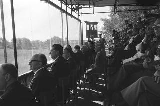 Scuola di fanteria di Cesano, intervento del Presidente della Repubblica Giuseppe Saragat alla premiazione delle pattuglie partecipanti alla gara "Coppa Presidente della Repubblica"