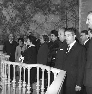 Lazzaro M. de Bernardis, Presidente della Association européenne des enseignants, con i componenti del Comitato centrale in udienza dal Presidente della Repubblica Giuseppe Saragat