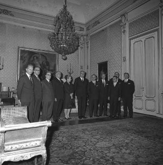 Visita di omaggio al Presidente della Repubblica Giuseppe Saragat  del prof. Luigi Picardo, con il prof. Santoanastaso, Presidente del Comitato italiano studi per la oftalmologia sociale con i componenti il Comitato in per fare omaggio degli "Atti del I Congresso di Oftalmologia Sociale"