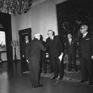 Visita ufficiale del Presidente della Repubblica Giuseppe Saragat a Pisa in occasione dell'inaugurazione del nuovo calcolatore elettronico dell'Università