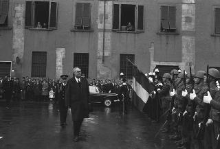 Visita ufficiale del Presidente della Repubblica Giuseppe Saragat a Pisa in occasione dell'inaugurazione del nuovo calcolatore elettronico dell'Università