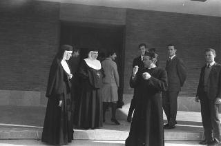 Visita ufficiale del Presidente della Repubblica Giuseppe Saragat a Pisa in occasione dell'inaugurazione del nuovo calcolatore elettronico dell'Università