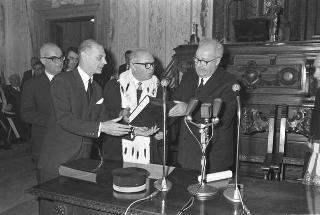 Visita ufficiale del Presidente della Repubblica Giuseppe Saragat a Pisa in occasione dell'inaugurazione del nuovo calcolatore elettronico dell'Università