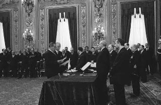 Il Presidente della Repubblica Giuseppe Saragat preside alla cerimonia di Giuramento dei nuovi ministri del terzo Governo Moro