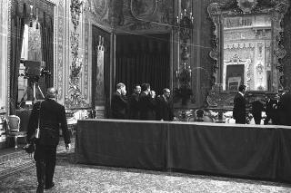 Il Presidente della Repubblica Giuseppe Saragat preside alla cerimonia di Giuramento dei nuovi ministri del terzo Governo Moro