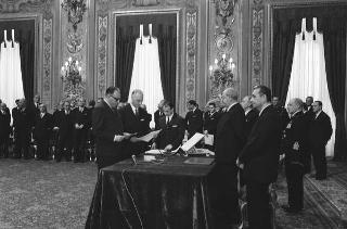 Il Presidente della Repubblica Giuseppe Saragat preside alla cerimonia di Giuramento dei nuovi ministri del terzo Governo Moro