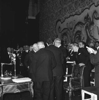 Napoli, Teatro San Carlo: discorso commemorativo del Presidente della Repubblica Giuseppe Saragat in occasione del I centenario della nascita di Benedetto Croce