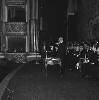 Napoli, Teatro San Carlo: discorso commemorativo del Presidente della Repubblica Giuseppe Saragat in occasione del I centenario della nascita di Benedetto Croce