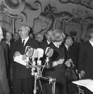 Napoli, Teatro San Carlo: discorso commemorativo del Presidente della Repubblica Giuseppe Saragat in occasione del I centenario della nascita di Benedetto Croce
