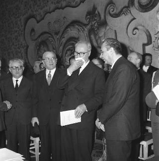 Napoli, Teatro San Carlo: discorso commemorativo del Presidente della Repubblica Giuseppe Saragat in occasione del I centenario della nascita di Benedetto Croce