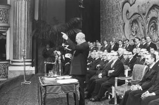 Napoli, Teatro San Carlo: discorso commemorativo del Presidente della Repubblica Giuseppe Saragat in occasione del I centenario della nascita di Benedetto Croce