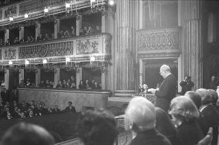 Napoli, Teatro San Carlo: discorso commemorativo del Presidente della Repubblica Giuseppe Saragat in occasione del I centenario della nascita di Benedetto Croce