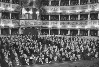 Napoli, Teatro San Carlo: discorso commemorativo del Presidente della Repubblica Giuseppe Saragat in occasione del I centenario della nascita di Benedetto Croce