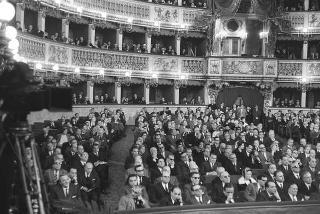 Napoli, Teatro San Carlo: discorso commemorativo del Presidente della Repubblica Giuseppe Saragat in occasione del I centenario della nascita di Benedetto Croce