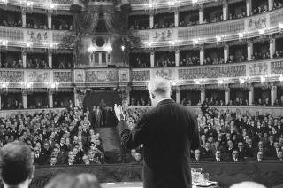 Napoli, Teatro San Carlo: discorso commemorativo del Presidente della Repubblica Giuseppe Saragat in occasione del I centenario della nascita di Benedetto Croce