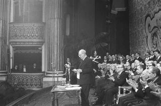 Napoli, Teatro San Carlo: discorso commemorativo del Presidente della Repubblica Giuseppe Saragat in occasione del I centenario della nascita di Benedetto Croce