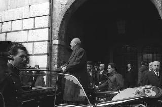 Viaggio del Presidente Saragat in Veneto per le celebrazioni del I centenario dell'unione del Veneto all'Italia