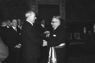 Viaggio del Presidente Saragat in Veneto per le celebrazioni del I centenario dell'unione del Veneto all'Italia
