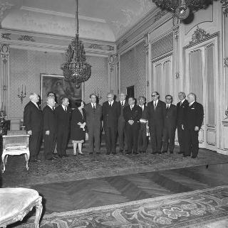 Visita di omaggio al Presidente della Repubblica Giuseppe Saragat del sen. Giovanni Spagnolli, Ministro delle poste e telecomunicazioni, con Bruno Kessler, Presidente della Giunta Provinciale di Trento e una delegazione del Comitato per le celebrazioni del Primo centenario della battaglia di Bezzecca
