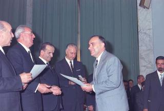 Intervento del Presidente della Repubblica Giuseppe Saragat alla cerimonia per il conferimento delle Stelle al Merito ai nuovi Maestri del Lavoro EUR, Palazzo della civiltà del lavoro