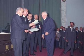 Intervento del Presidente della Repubblica Giuseppe Saragat alla cerimonia per il conferimento delle Stelle al Merito ai nuovi Maestri del Lavoro EUR, Palazzo della civiltà del lavoro