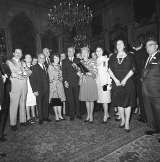 Il Presidente della Repubblica Giuseppe Saragat riceve in udienza Giudice Juvenal Marchisio, Presidente dell'"American Committee on Italian Migration", con i delegati al V Simposio del Comitato medesimo