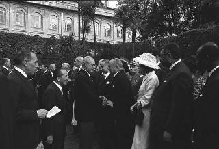 Ricevimento offerto dal Presidente della Repubblica Giuseppe Saragat al Corpo Diplomatico per il ventesimo anniversario della fondazione della Repubblica