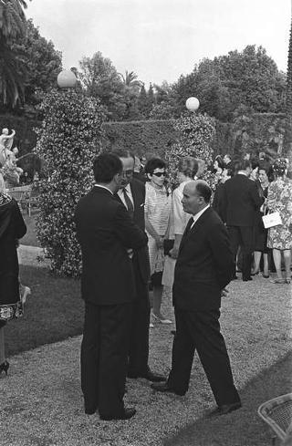 Ricevimento offerto dal Presidente della Repubblica Giuseppe Saragat al Corpo Diplomatico per il ventesimo anniversario della fondazione della Repubblica