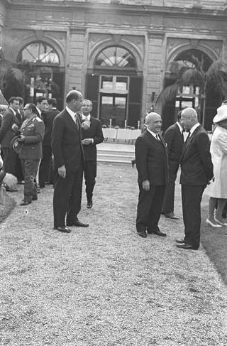 Ricevimento offerto dal Presidente della Repubblica Giuseppe Saragat al Corpo Diplomatico per il ventesimo anniversario della fondazione della Repubblica
