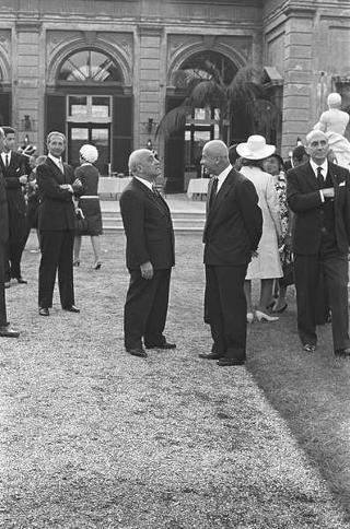 Ricevimento offerto dal Presidente della Repubblica Giuseppe Saragat al Corpo Diplomatico per il ventesimo anniversario della fondazione della Repubblica