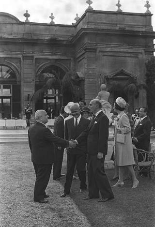 Ricevimento offerto dal Presidente della Repubblica Giuseppe Saragat al Corpo Diplomatico per il ventesimo anniversario della fondazione della Repubblica