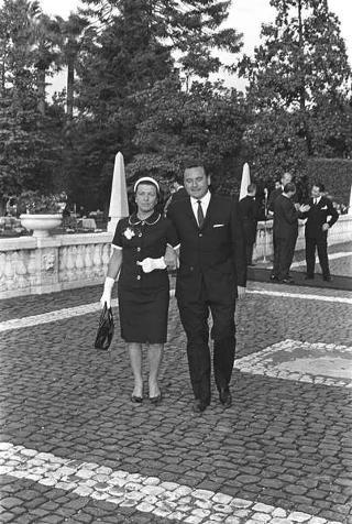 Ricevimento offerto dal Presidente della Repubblica Giuseppe Saragat al Corpo Diplomatico per il ventesimo anniversario della fondazione della Repubblica