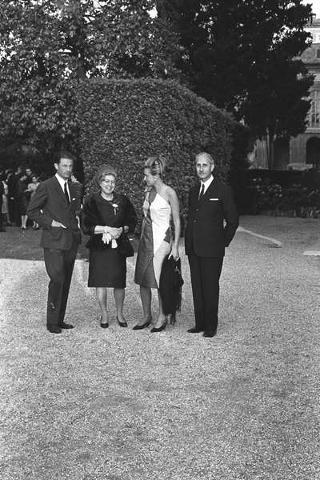 Ricevimento offerto dal Presidente della Repubblica Giuseppe Saragat al Corpo Diplomatico per il ventesimo anniversario della fondazione della Repubblica