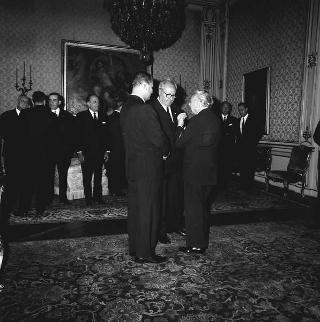Il Presidente della Repubblica Giuseppe Saragat riceve in udienza i rappresentati dei Paesi sudamericani