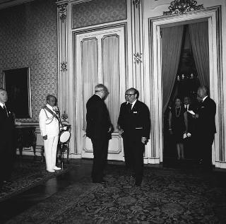 Il Presidente della Repubblica Giuseppe Saragat riceve in udienza i rappresentati dei Paesi sudamericani
