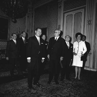 Il Presidente della Repubblica Giuseppe Saragat riceve in udienza i rappresentati dei Paesi sudamericani