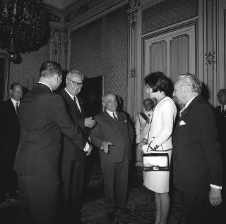 Il Presidente della Repubblica Giuseppe Saragat riceve in udienza i rappresentati dei Paesi sudamericani