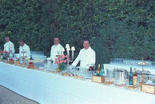 Ricevimento offerto dal Presidente della Repubblica Giuseppe Saragat nei giardini del Quirinale per il ventesimo anniversario della fondazione della Repubblica