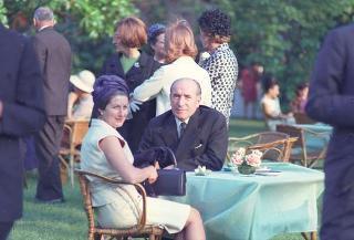 Ricevimento offerto dal Presidente della Repubblica Giuseppe Saragat nei giardini del Quirinale per il ventesimo anniversario della fondazione della Repubblica
