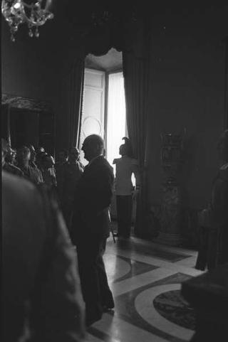 Ricevimento offerto dal Presidente della Repubblica Giuseppe Saragat nei giardini del Quirinale per il ventesimo anniversario della fondazione della Repubblica