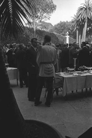 Ricevimento offerto dal Presidente della Repubblica Giuseppe Saragat nei giardini del Quirinale per il ventesimo anniversario della fondazione della Repubblica