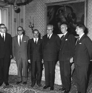 Il prof. Giuseppe Codacci-Pisanelli, Presidente del Centro studi e informazioni sulla Comunità Europea, con una rappresentanza del Consiglio direttivo in visita di omaggio al Presidente della Repubblica Giuseppe Saragat