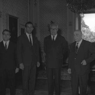 Visita di omaggio al Presidente della Repubblica Giuseppe Saragat da parte di Franco Volta, amministratore unico della Casa Editrice Bizzarri, con il prof. Oscar Nuccio, dell'Università di Roma, e Mario Missiroli, in  per presentare i primi 14 volumi della ristampa anastatica dei "Classici italiani di economia politica" del Custodi