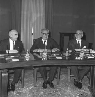 Il Presidente della Repubblica Giuseppe Saragat  durante la riunione del Consiglio Superiore della Magistratura, Palazzo dei Marescialli