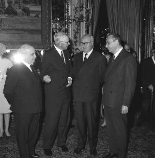 Colazione offerta dal Presidente della Repubblica Giuseppe Saragat  in onore di Sua Maestà Re Gustavo Adolfo di Svezia in occasione della sua visita ufficiale
