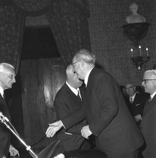 Il Presidente della Repubblica Giuseppe Saragat per le celebrazioni del centenario della nascita di Benedetto Croce, Accademia Nazionale dei Lincei. Palazzo Corsini
